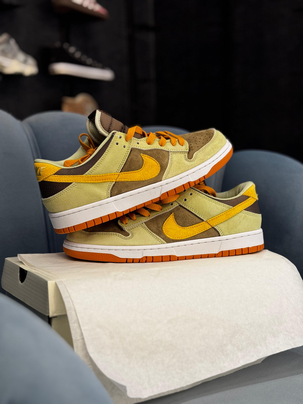 NIKE SB DUNK DUSTY OLIVE GREEN
