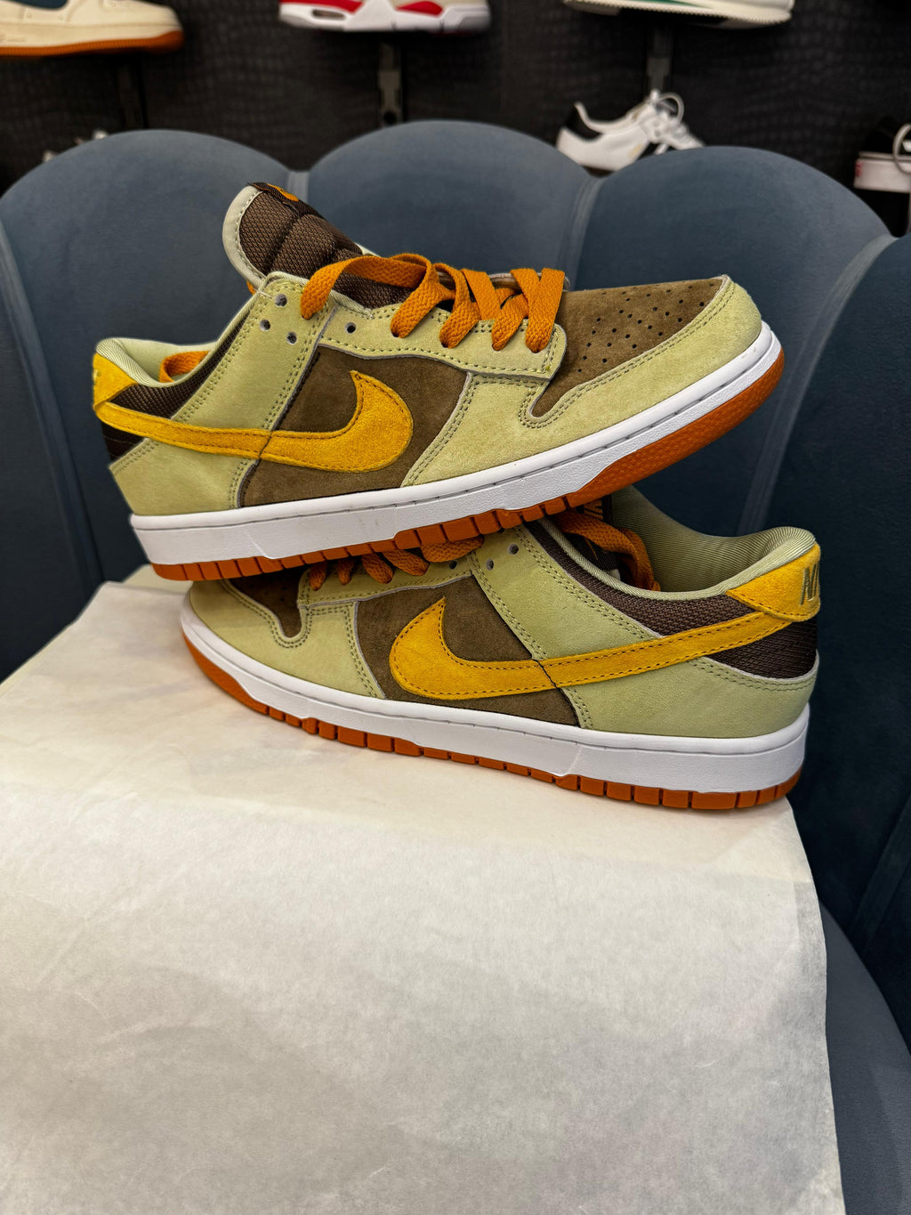 NIKE SB DUNK DUSTY OLIVE GREEN