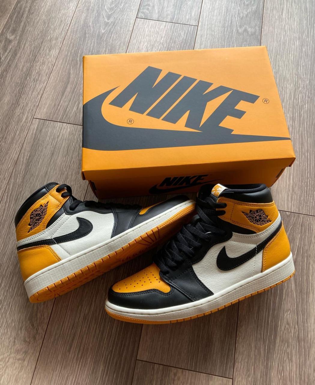 AIR JORDAN RETRO 1 HIGH TAXI U.A