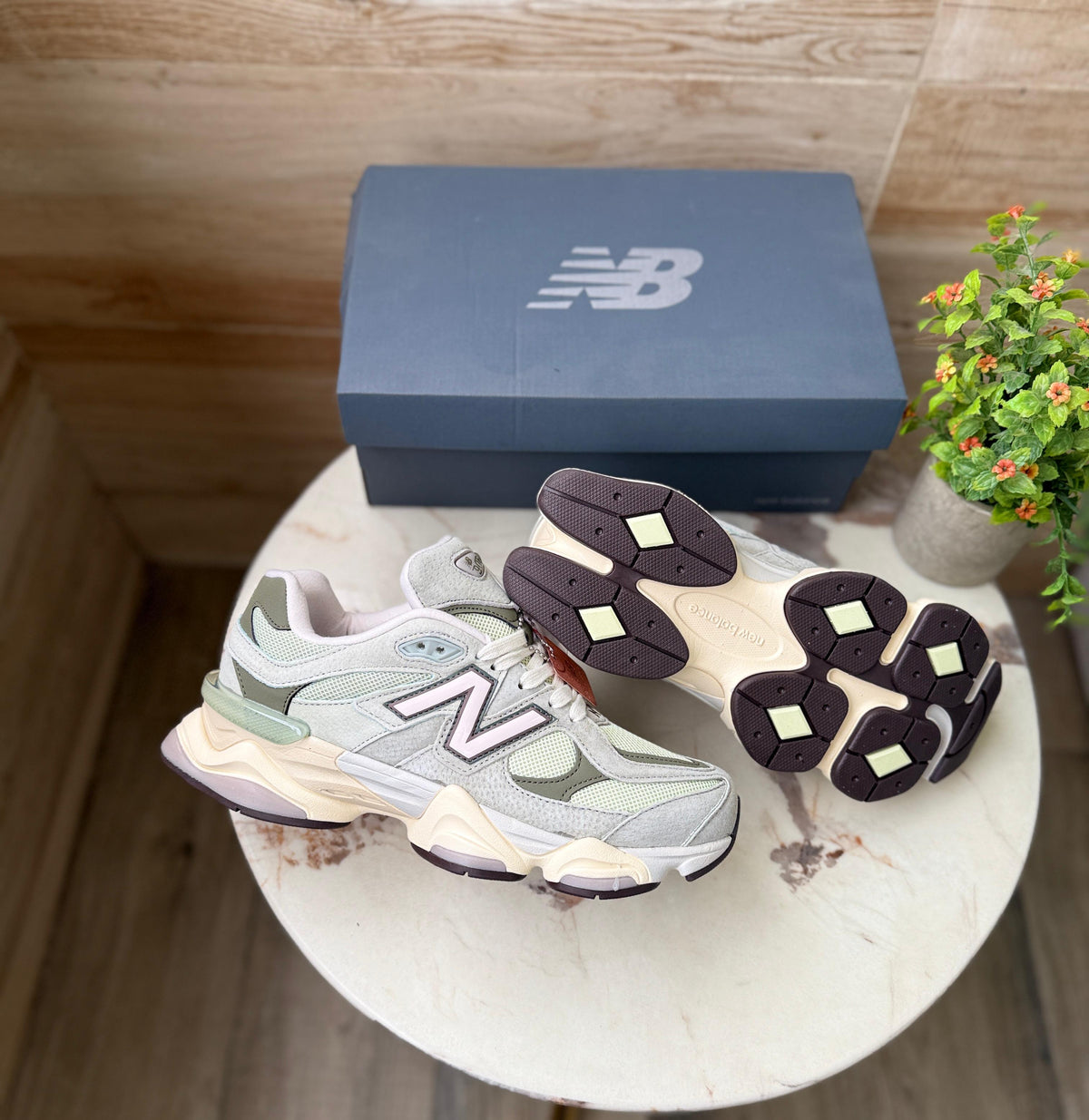 NEW BALANCE 9060 OLIVINE