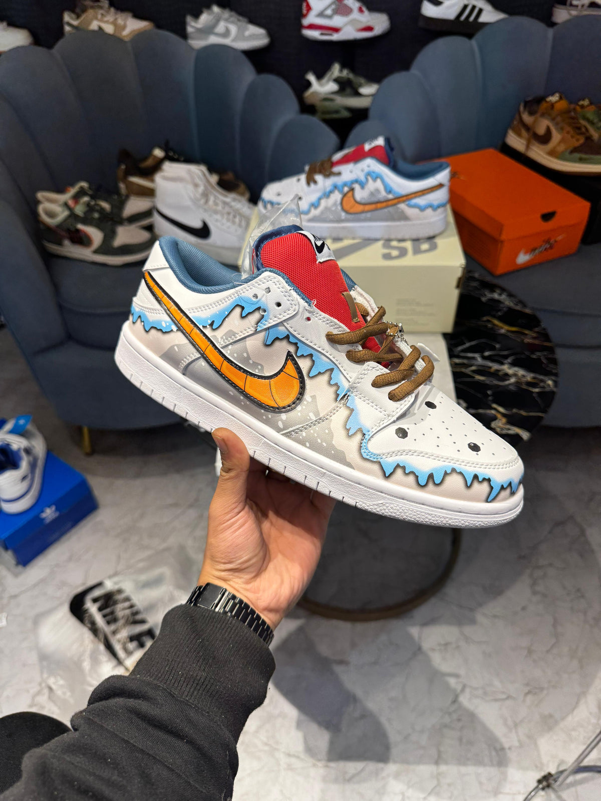 NIKE SB DUNK LOW SNOWMAN