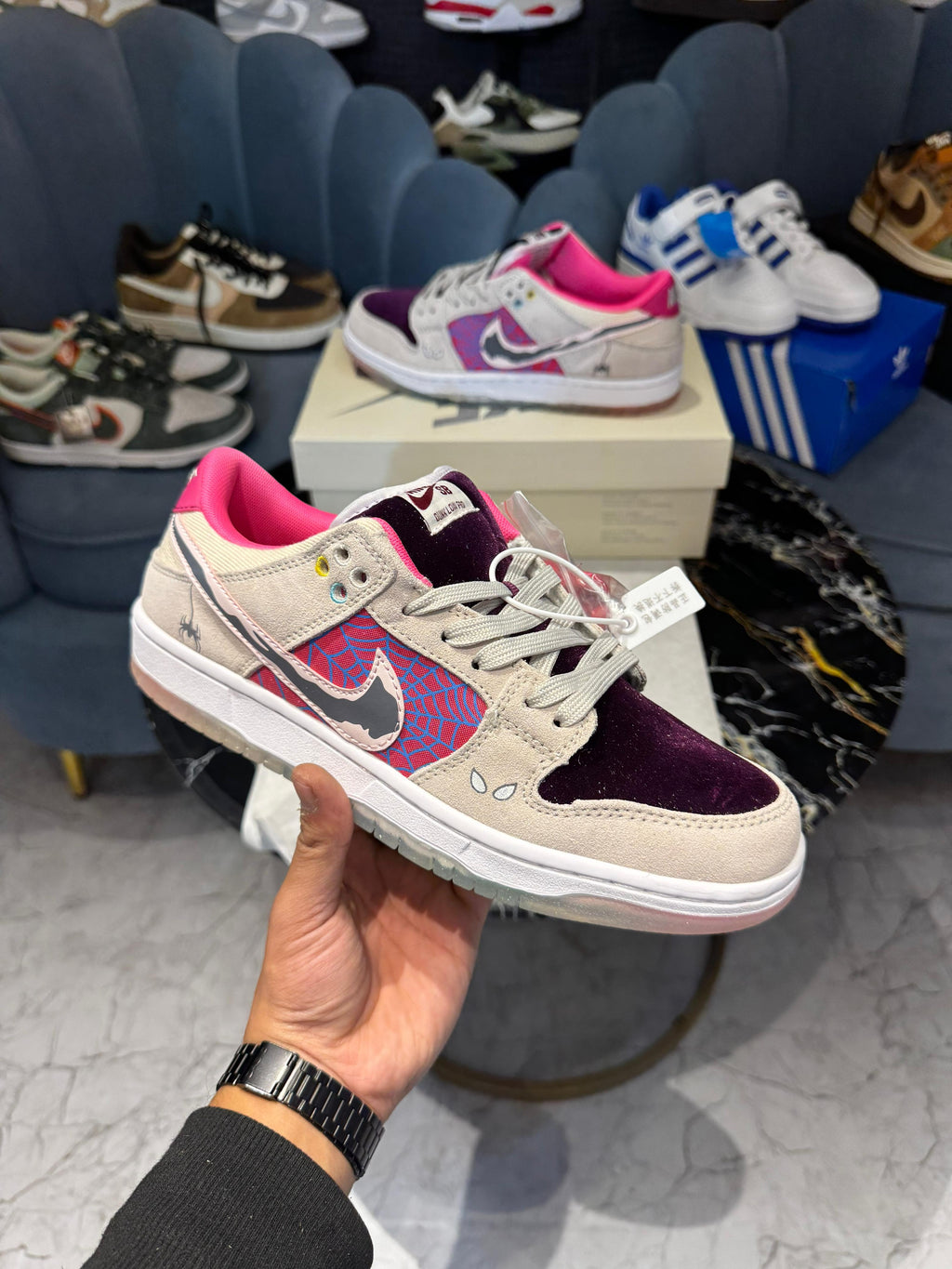 NIKE SB DUNK SPIDERMAN LOW