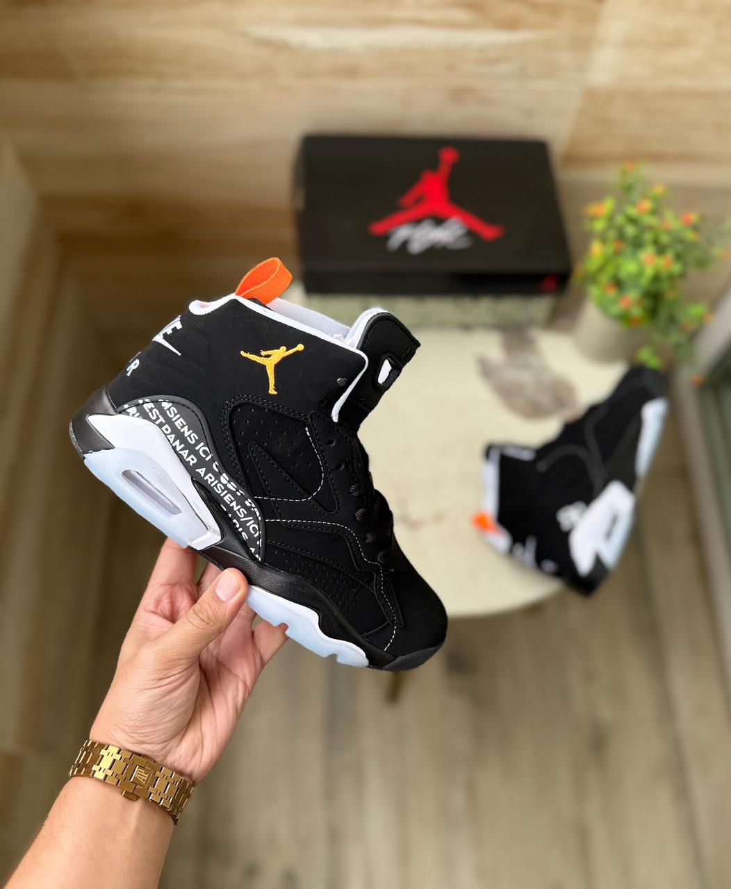 AIR JORDAN  JUMPMAN MVP PARIS