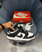 NIKE SB  DUNK PANDA LOW
