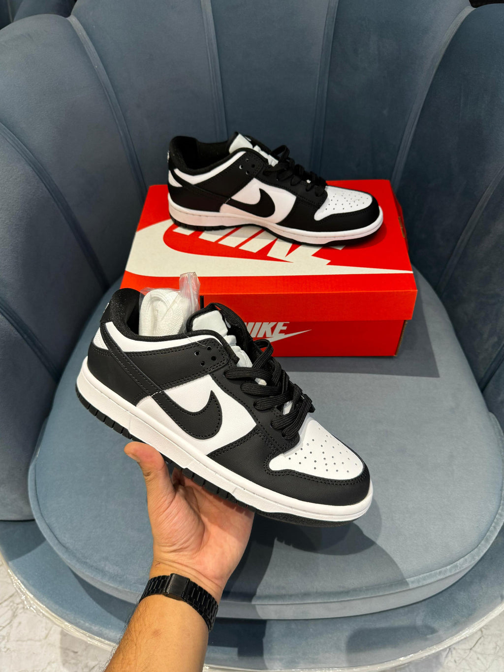 NIKE SB  DUNK PANDA LOW