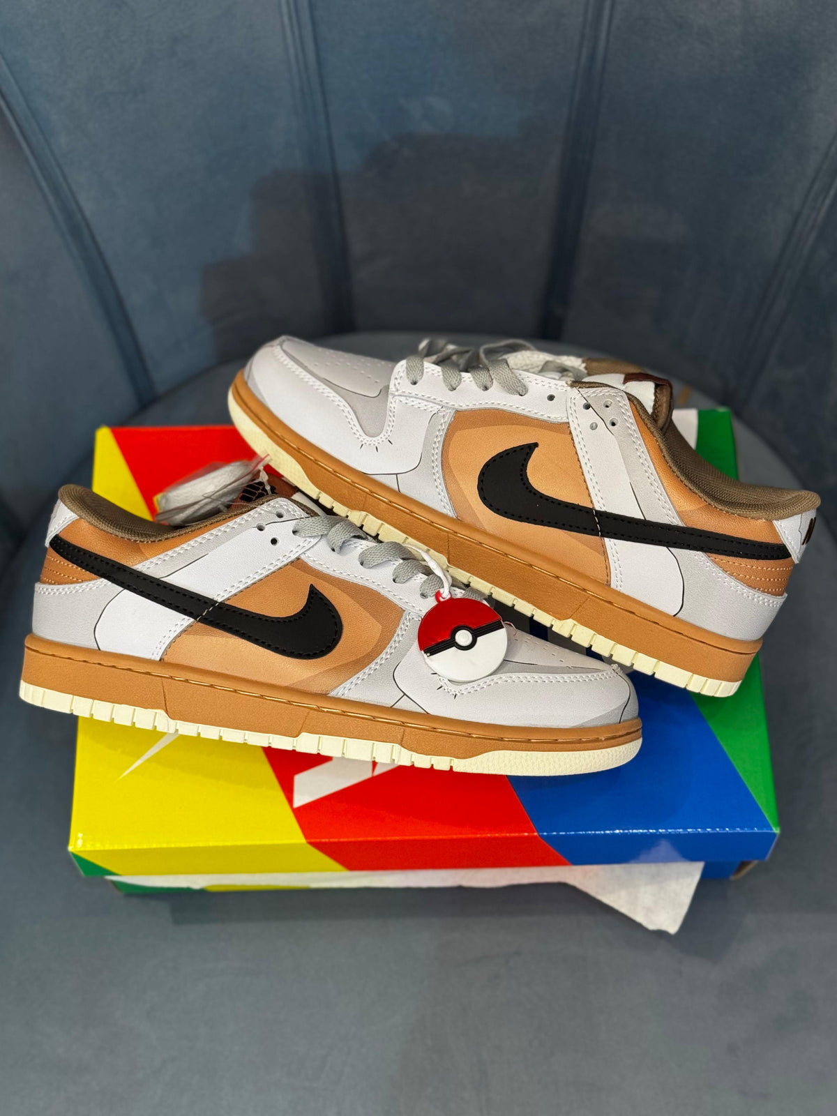 NIKE SB DUNK LOW ARSHAMS CUBONE
