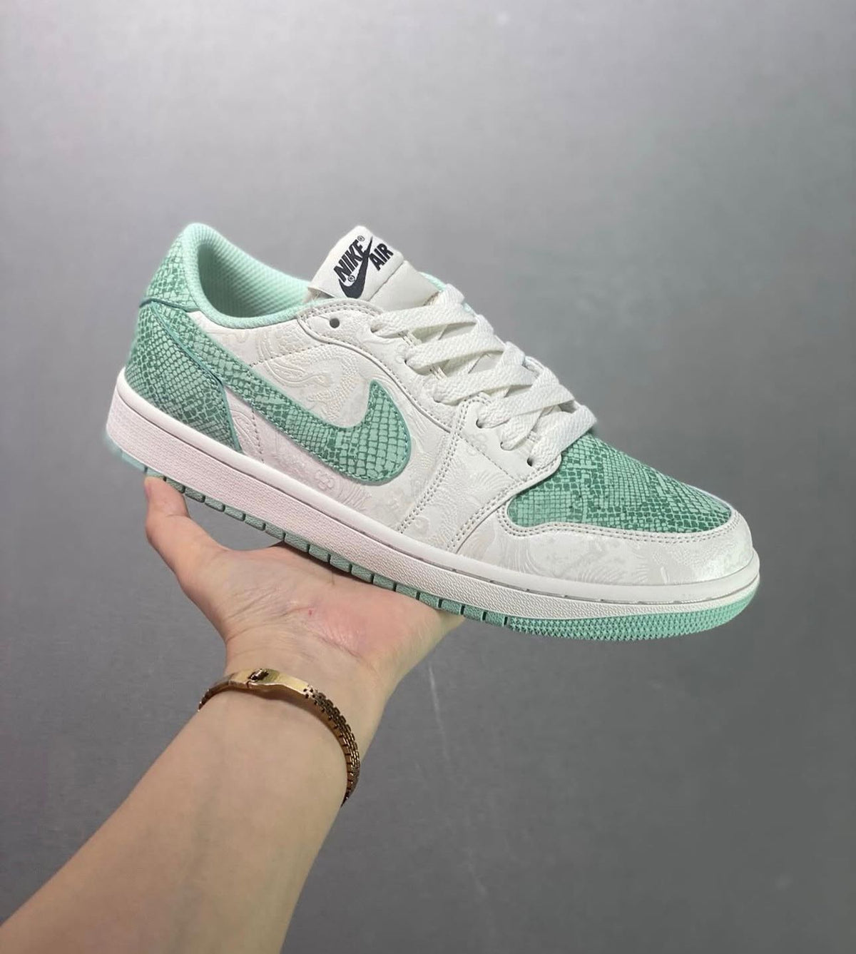 NIKE SB DUNK YEAR OF SNAKE 2025 U.A