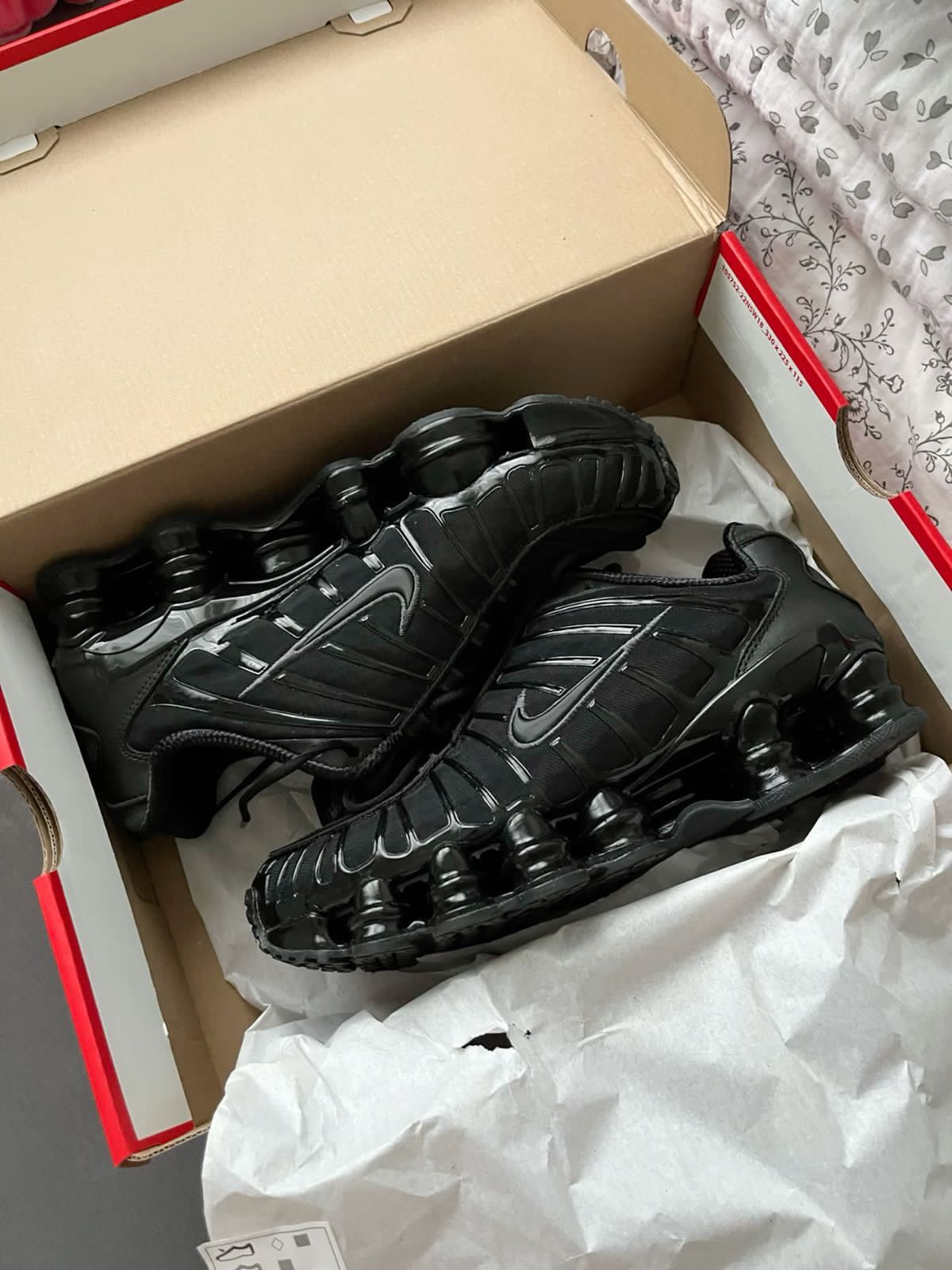 NIKE  AIRMAX SHOX TL TRIPPLE BLACK