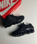 NIKE  AIRMAX SHOX TL TRIPPLE BLACK