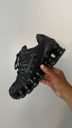 NIKE  AIRMAX SHOX TL TRIPPLE BLACK