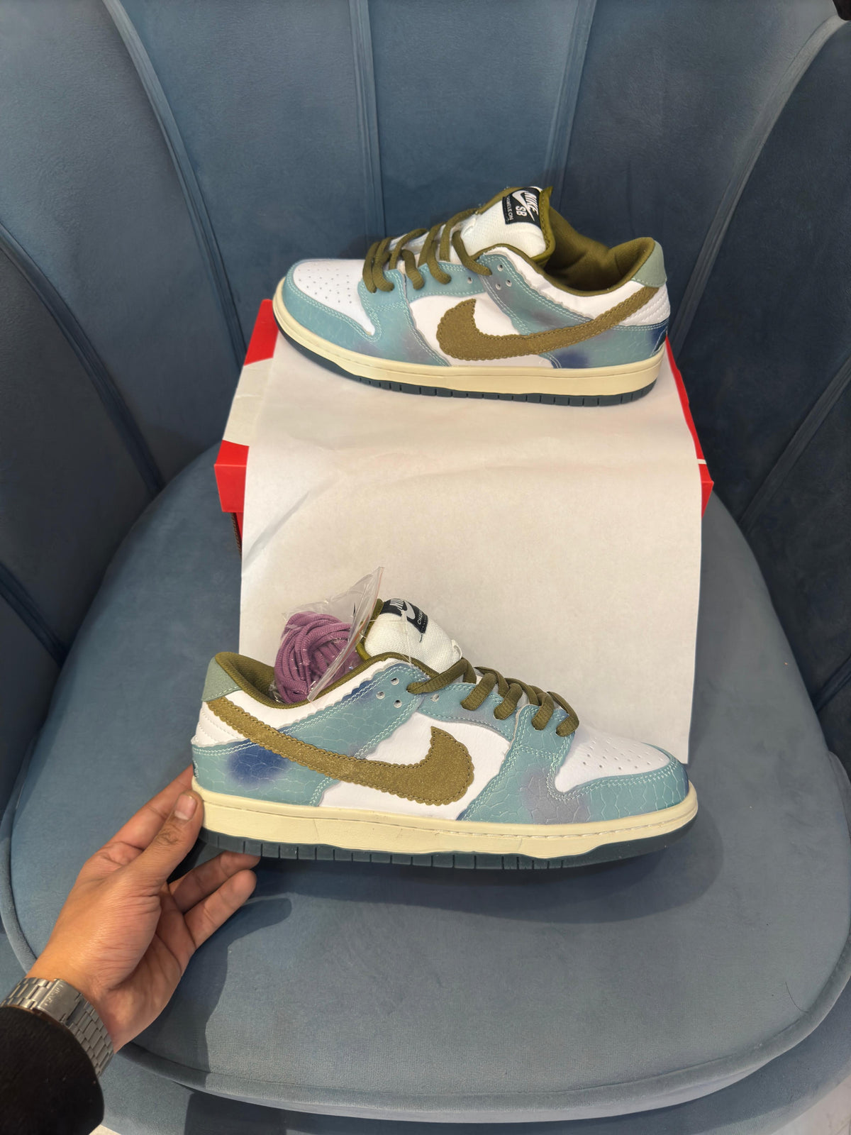 NIKE SB DUNK LOW ALEXIS SABLONE CHAMELEON