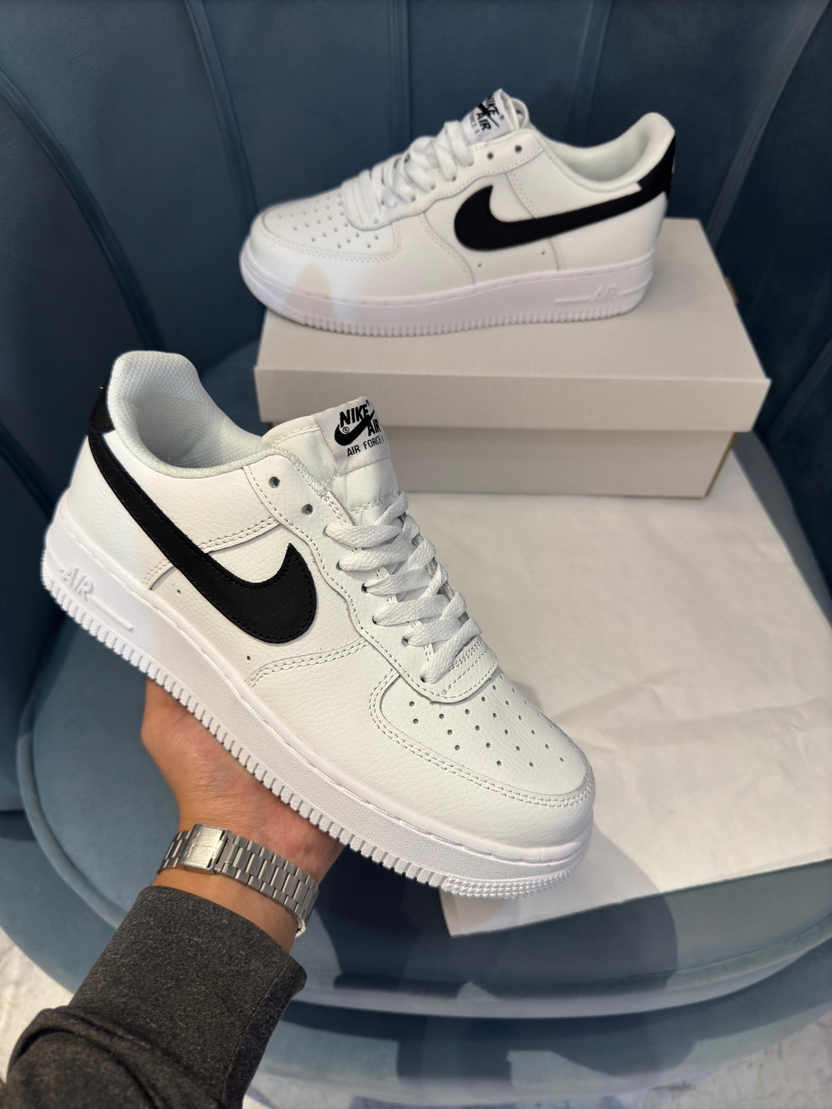 NIKE AIRFORCE 1 07 BLACK TICK