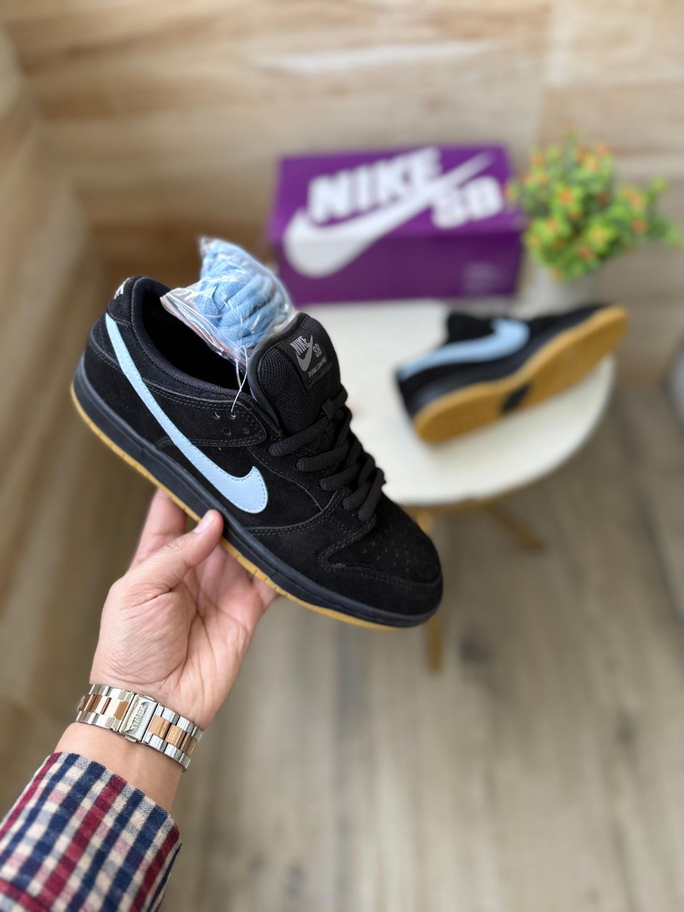 SB DUNK LOW FOG BLACK GUM