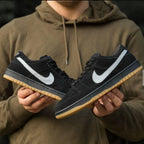 SB DUNK LOW FOG BLACK GUM