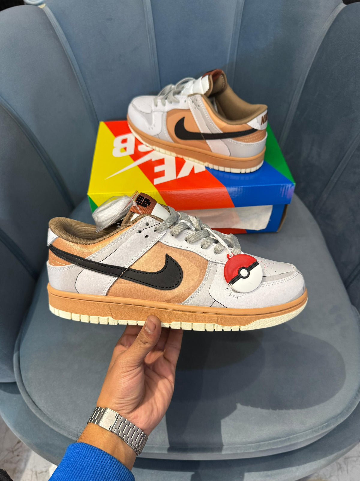 NIKE SB DUNK LOW ARSHAMS CUBONE