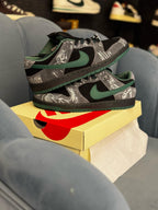 NIKE SB DUNK LOW THERE SKATEBOARD