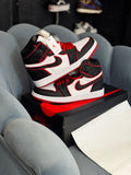 AIR JORDANS RETRO 1 MID BLOODLINE