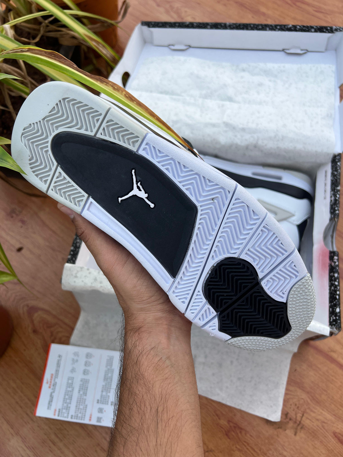 AIR JORDAN RETRO 4  MILITARY BLACK SEMI UA
