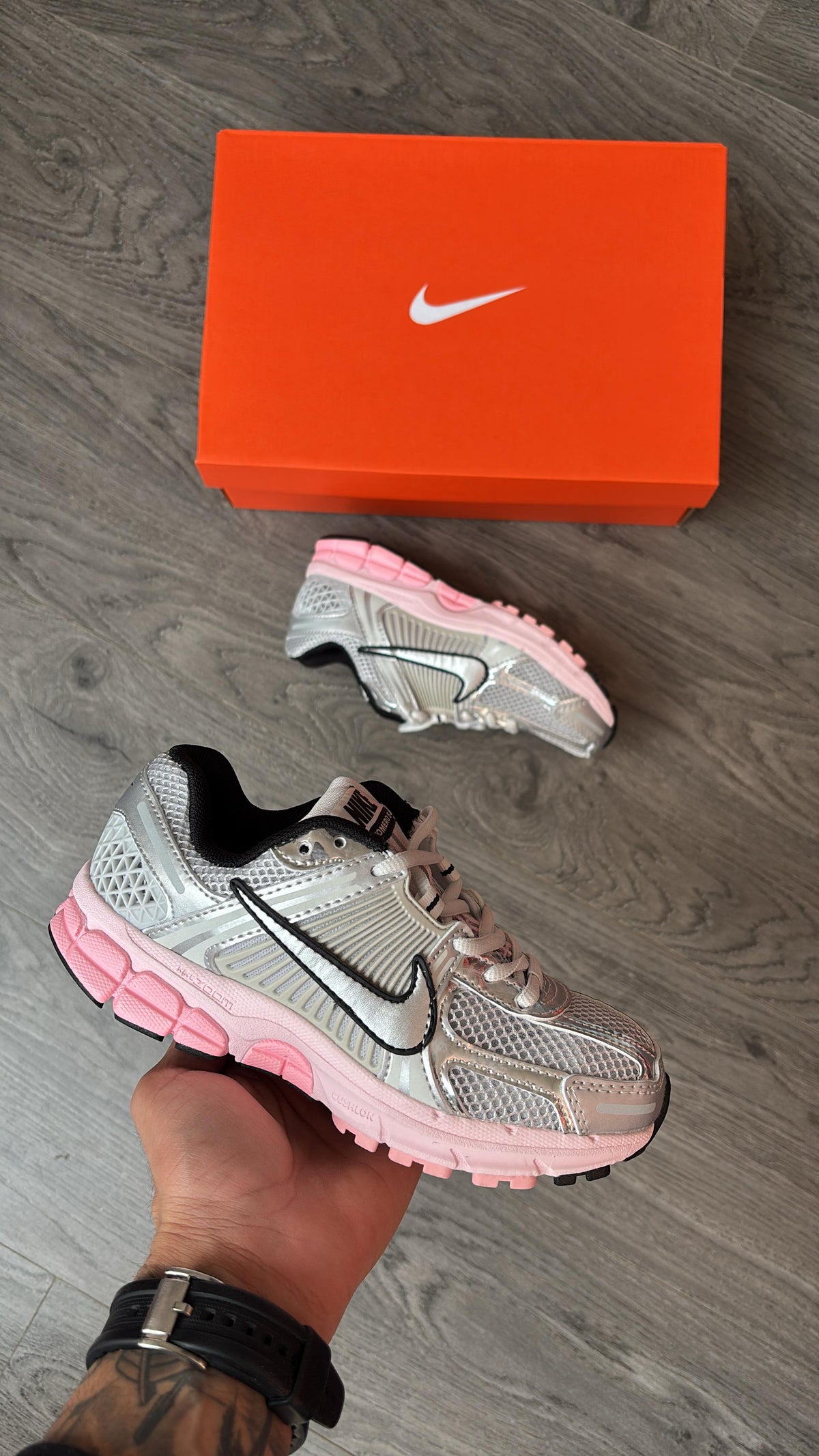 NIKE VOMERO GIRLS