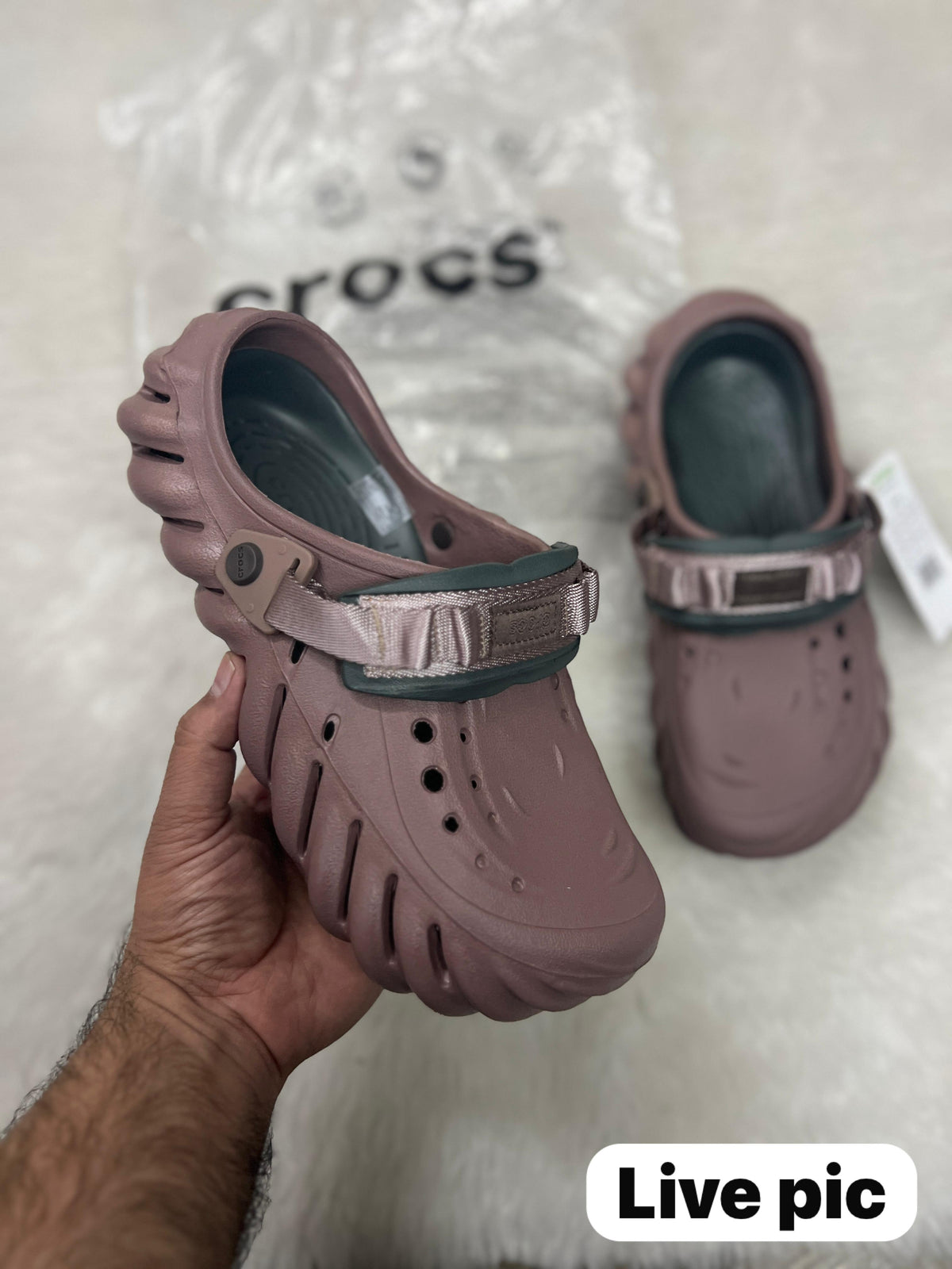 CROCS