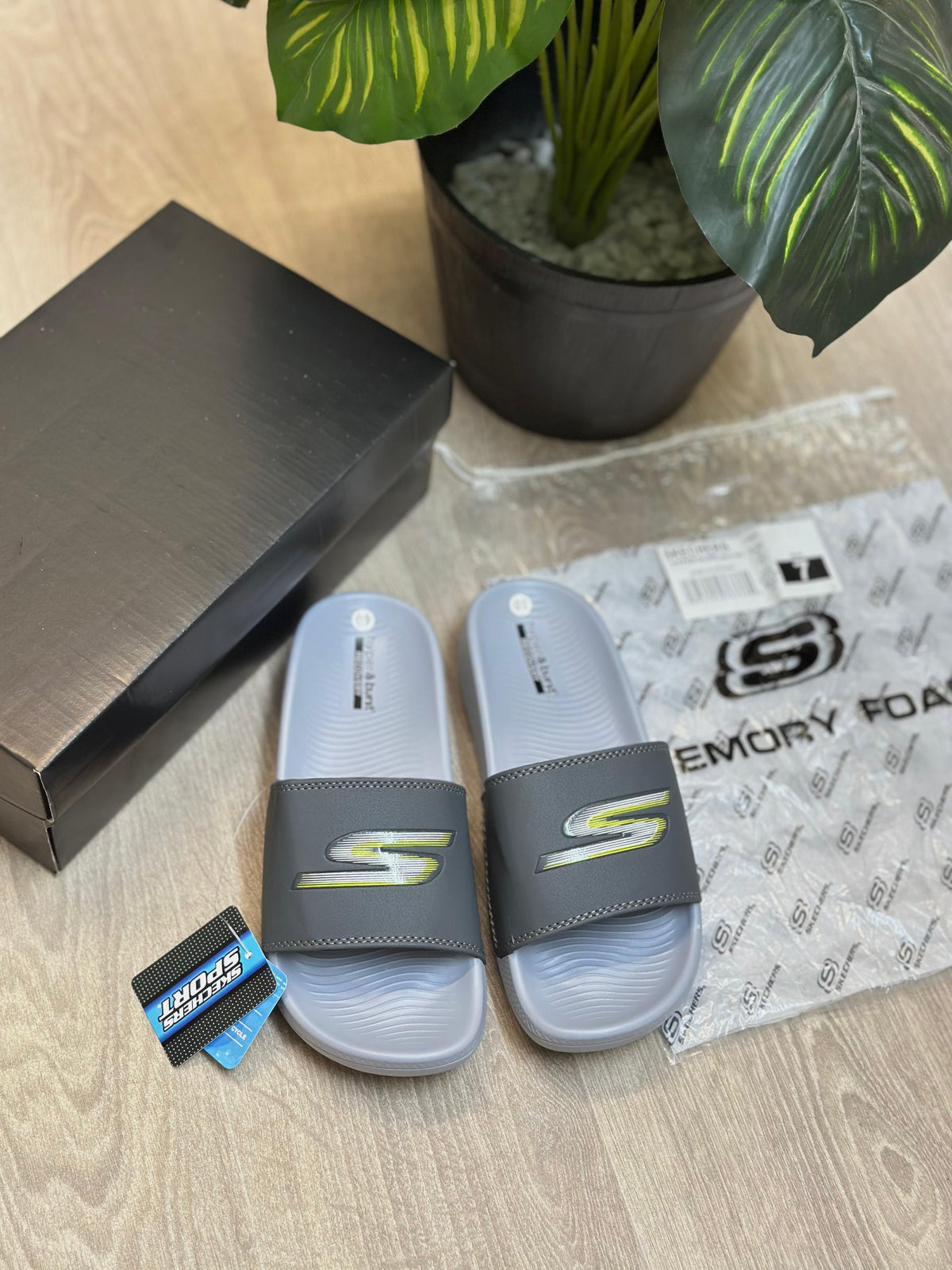 SLIDES