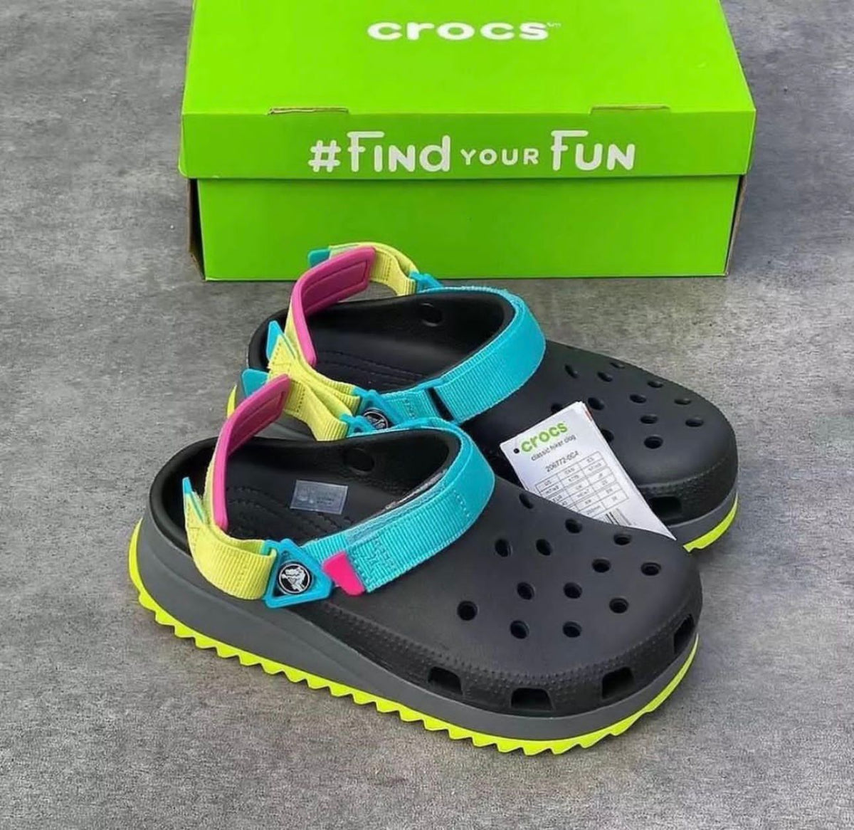 CROCS