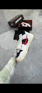TRAVIS SCOTT X NIKE AIR JORDAN JUMPMAN JACK TR UNIVERSITY RED