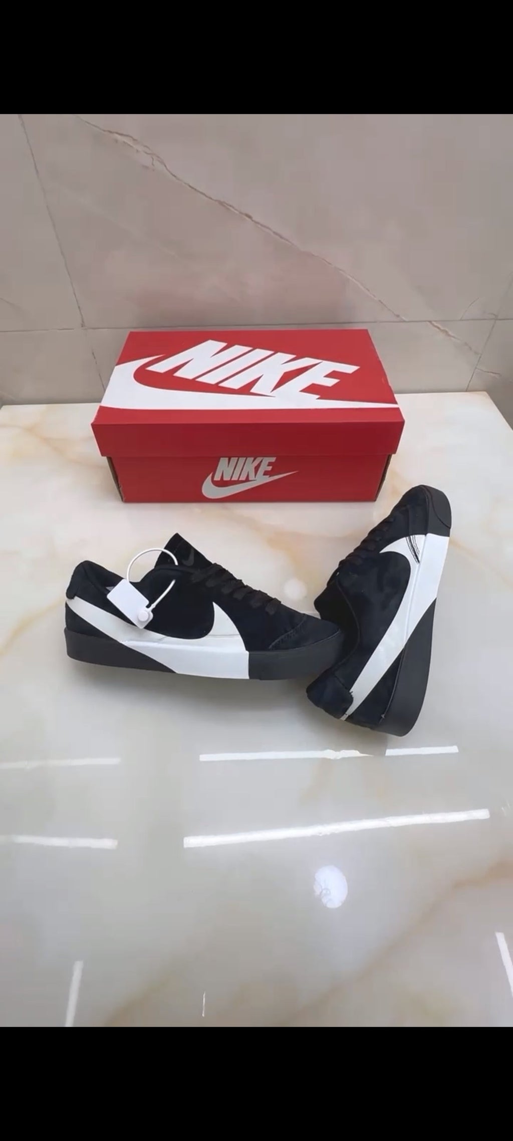 NIKE BLAZER CITY LOW BLACK WHITE
