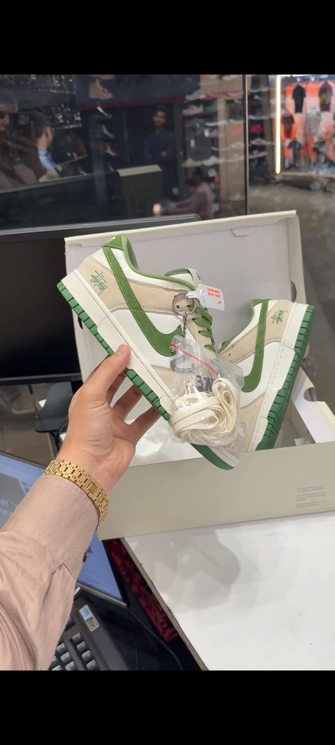 NIKE SB DUNK STUSSY LOW