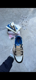 JORDAN 1 LOW FRAGMENT DESIGN X TRAVIS SCOTT U.A