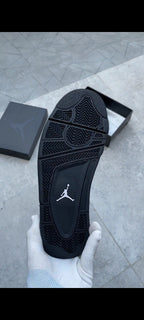 AIR JORDAN RETRO 4 BLACK CAT U.A