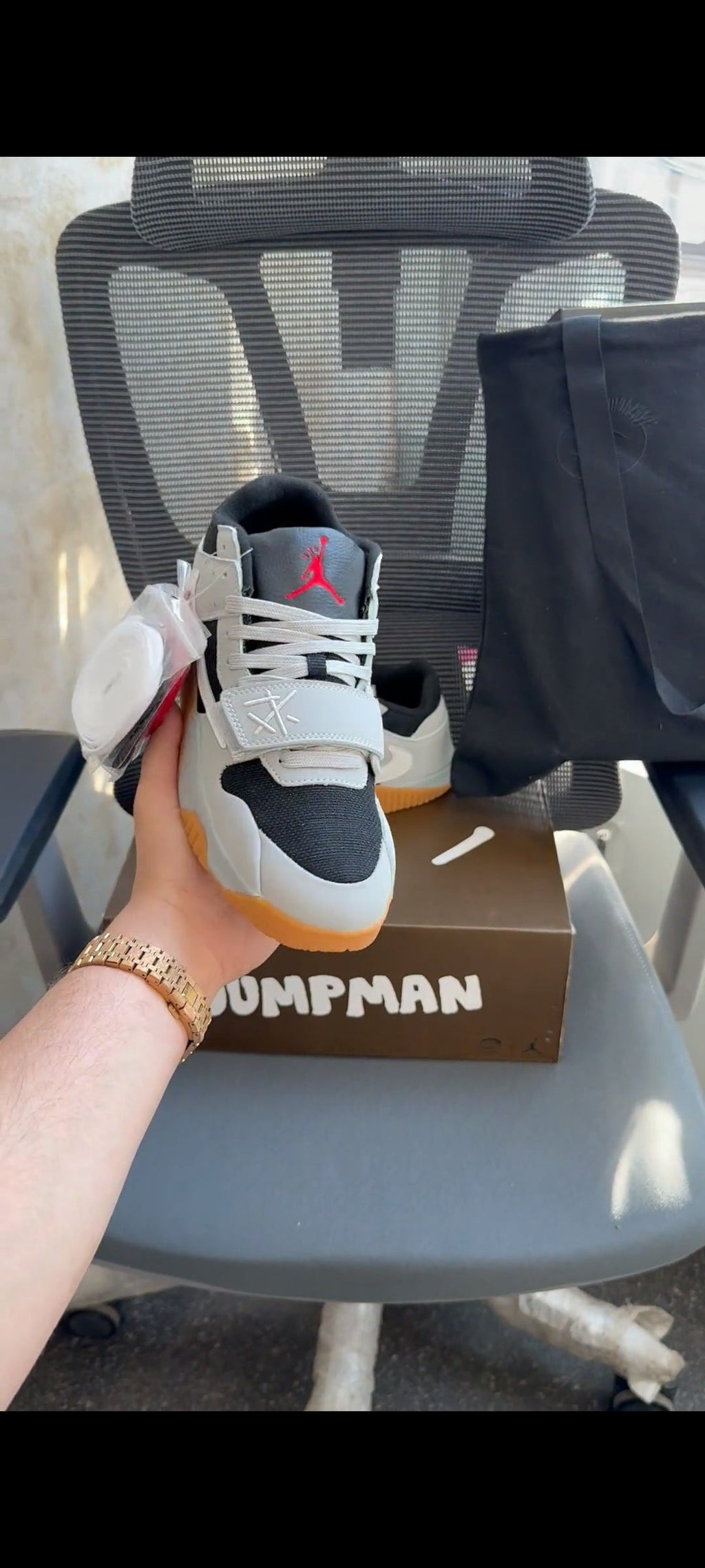 NIKE TRAVIS SCOTT X JORDAN CUT THE JACK GREY U.A