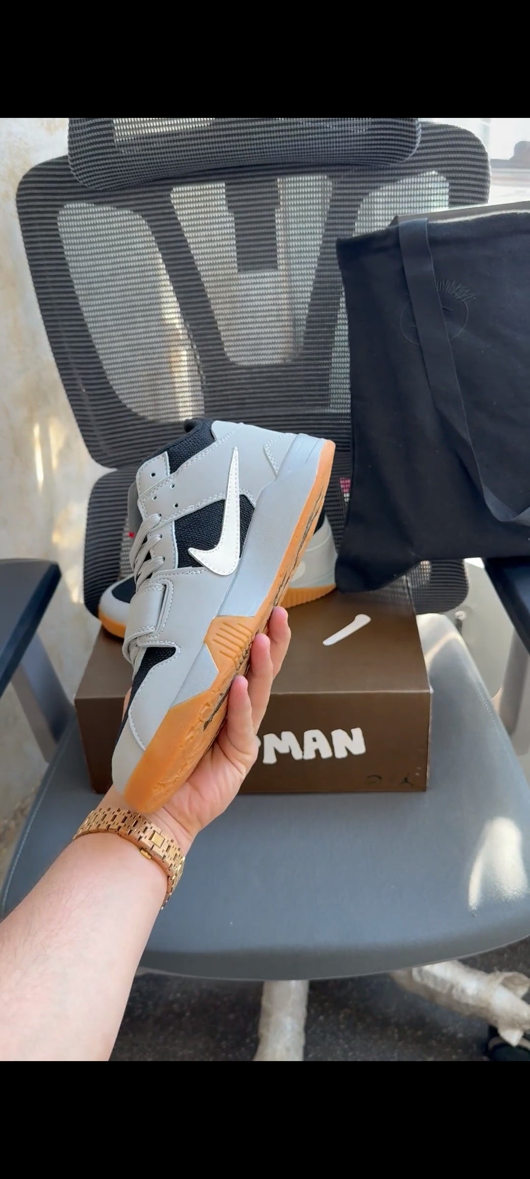 NIKE TRAVIS SCOTT X JORDAN CUT THE JACK GREY U.A