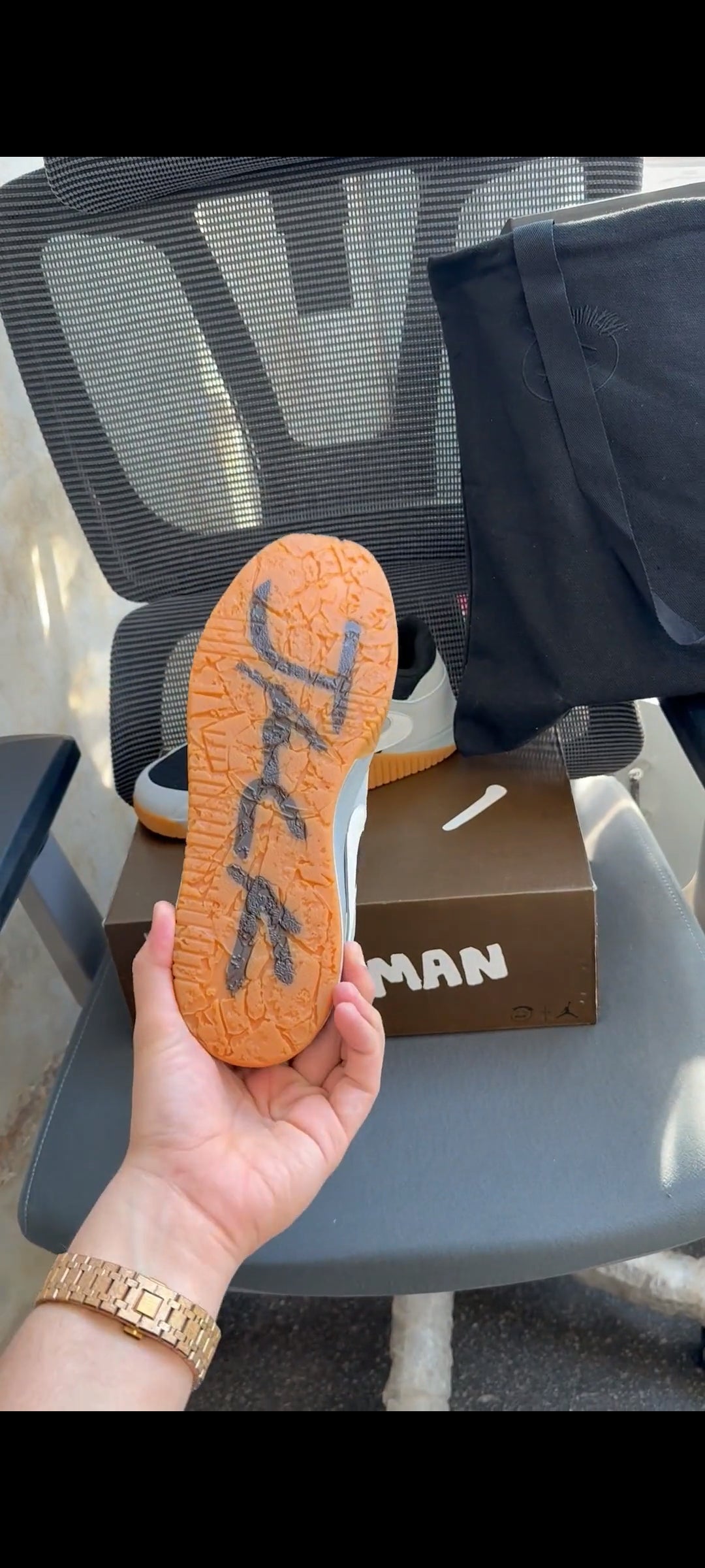 NIKE TRAVIS SCOTT X JORDAN CUT THE JACK GREY U.A