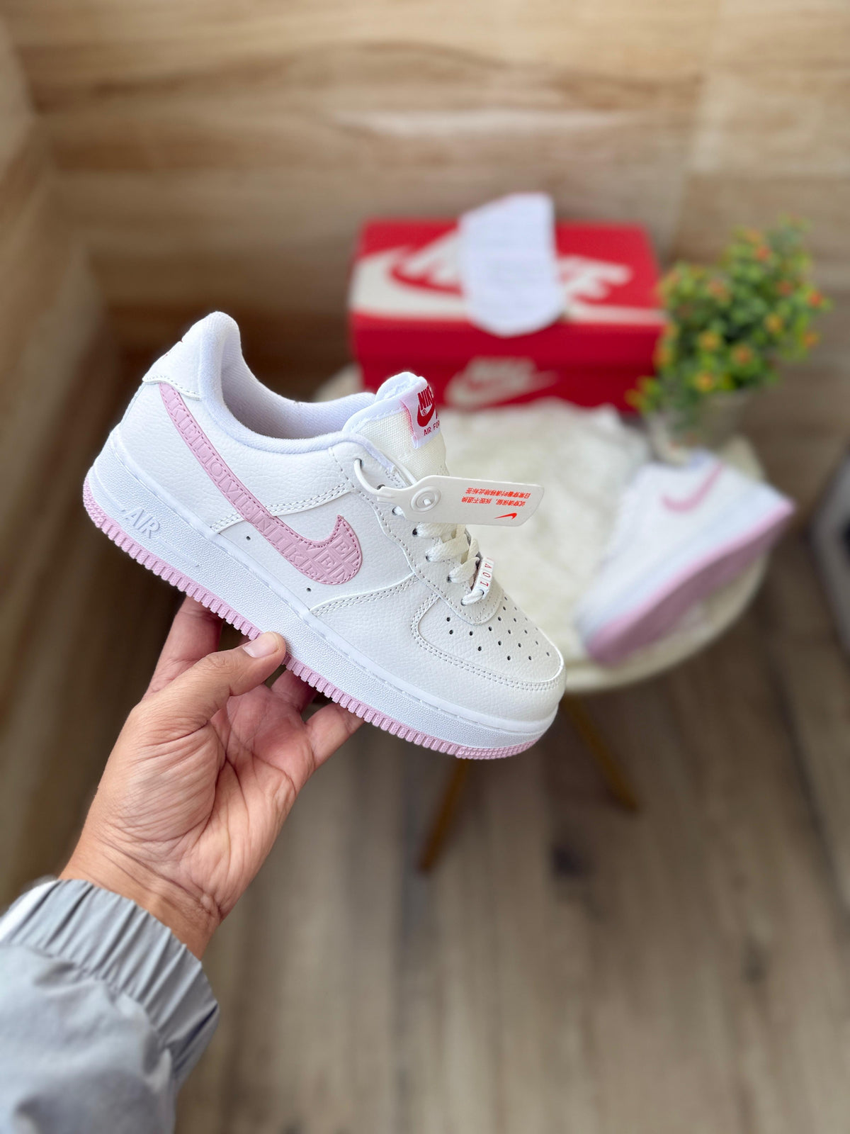 NIKE AIRFORCE ONE VALENTINE LOVE