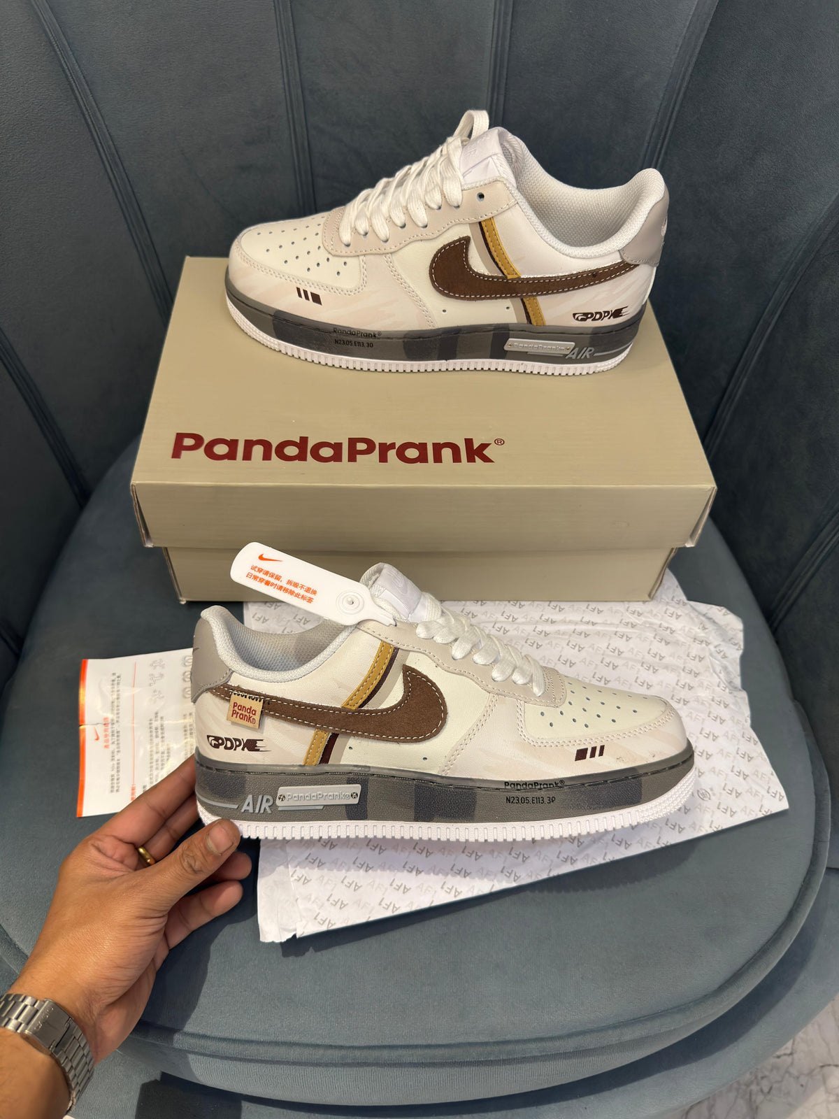 NIKE AIRFORCE1 LOW PANDA PRANK