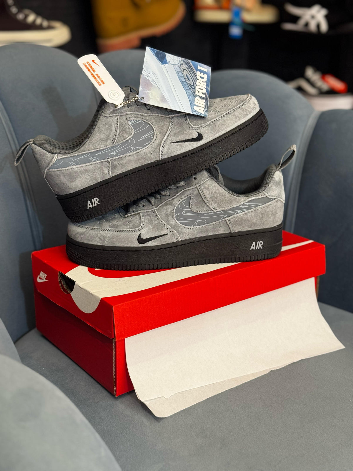 NIKE AIRFORCE 1 COOL GREY REFLECTIVE