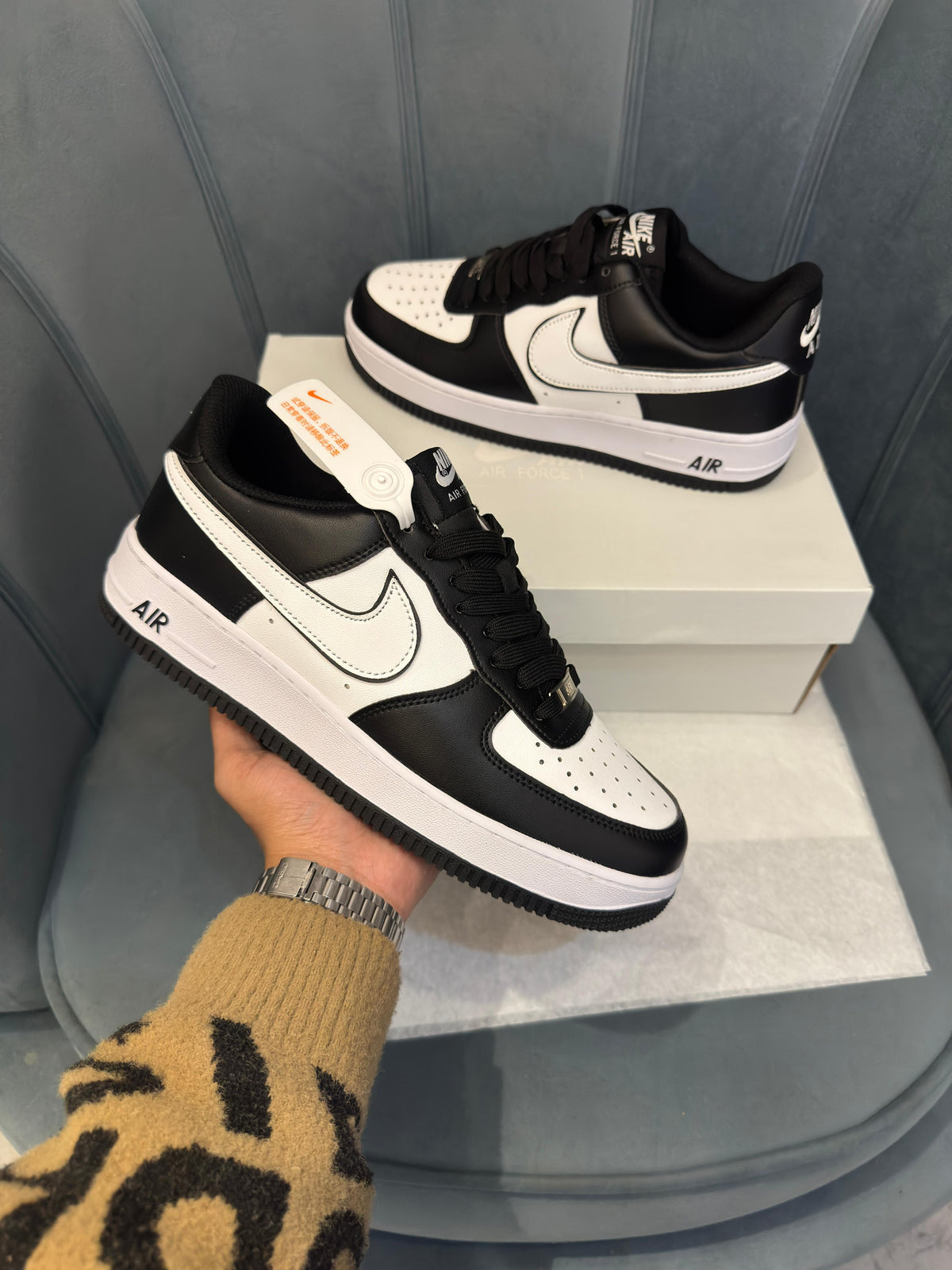 NIKE AIRFORCE ONE LOW PANDA