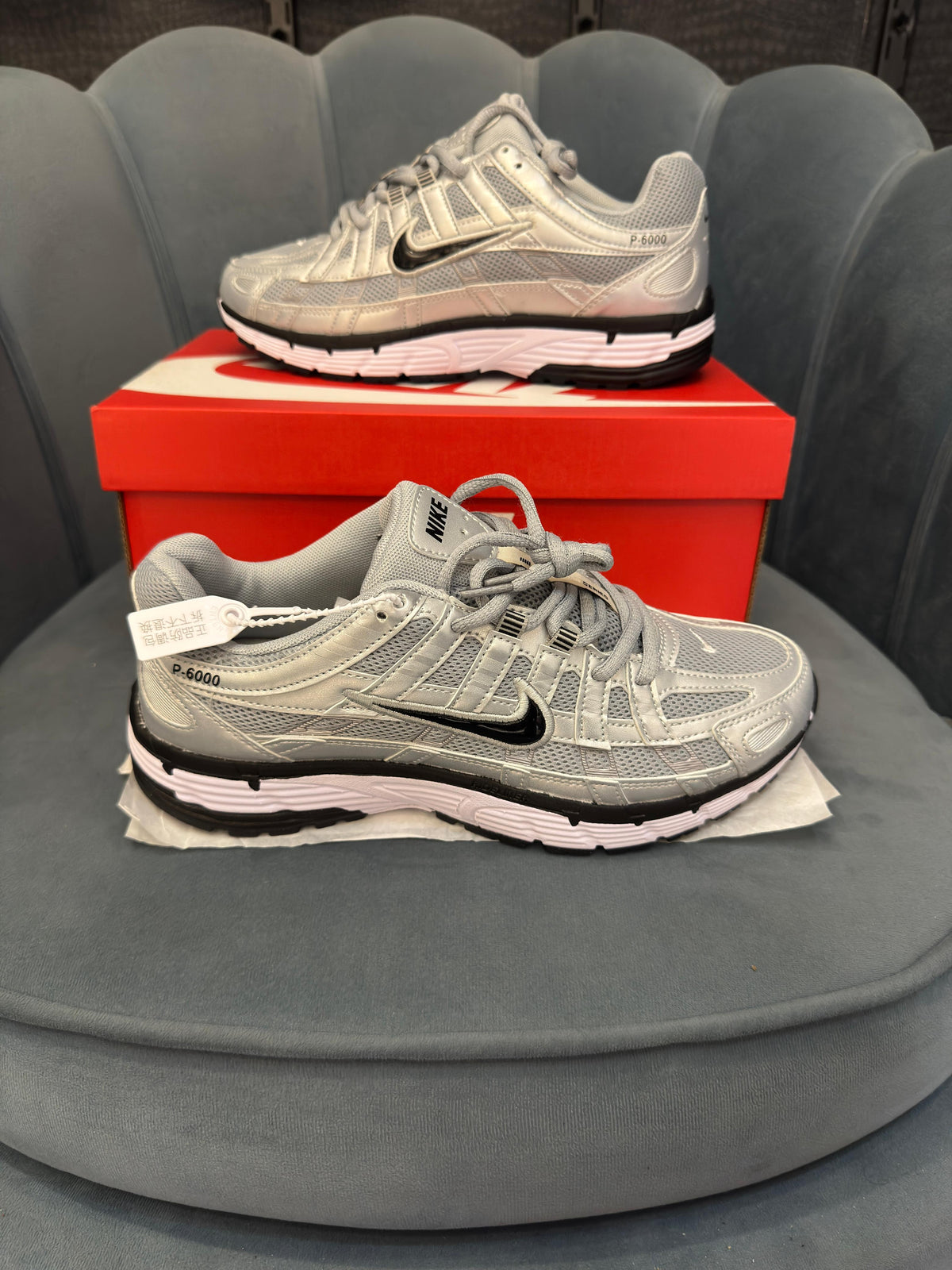 NIKE P-6000 TRAINER SILVER BLACK