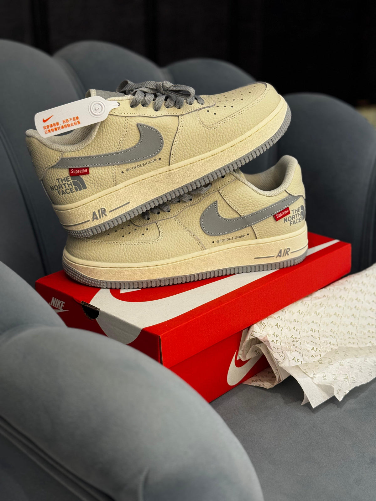 NIKE AIRFORCE NORTH FACE X SUPREME OFF WHITE