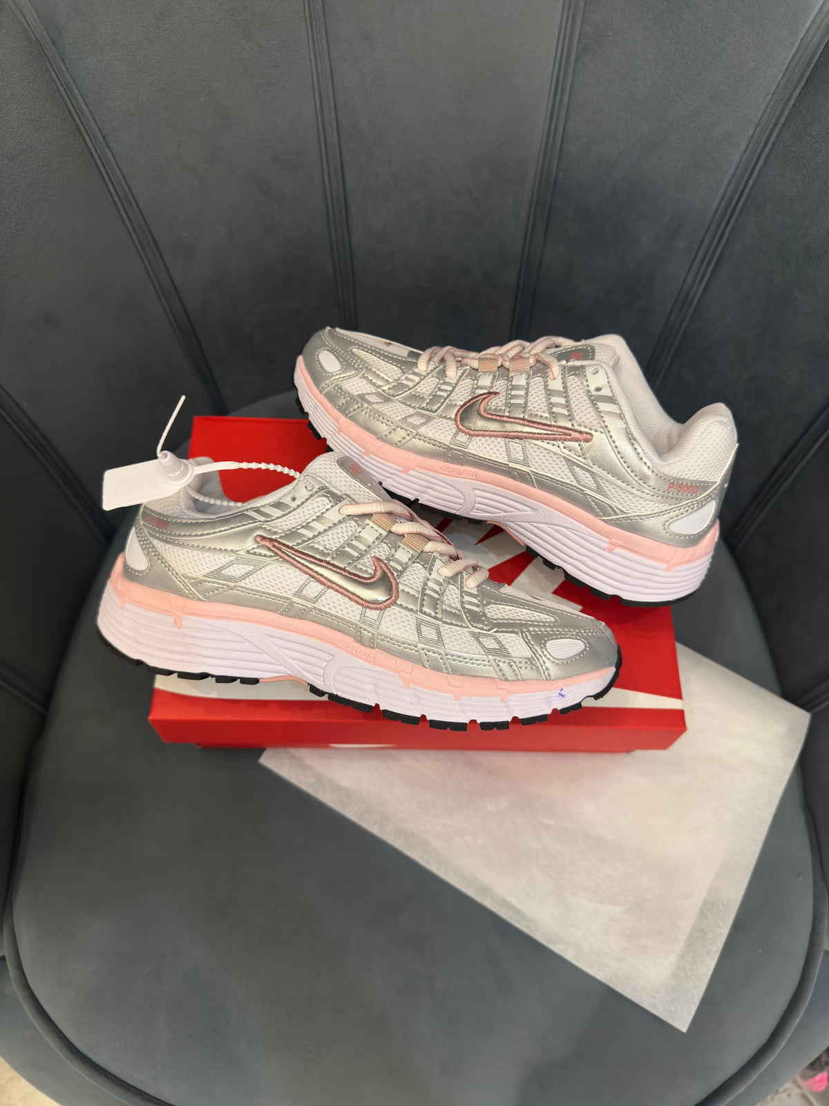 NIKE P-6000 TRAINER GIRLS