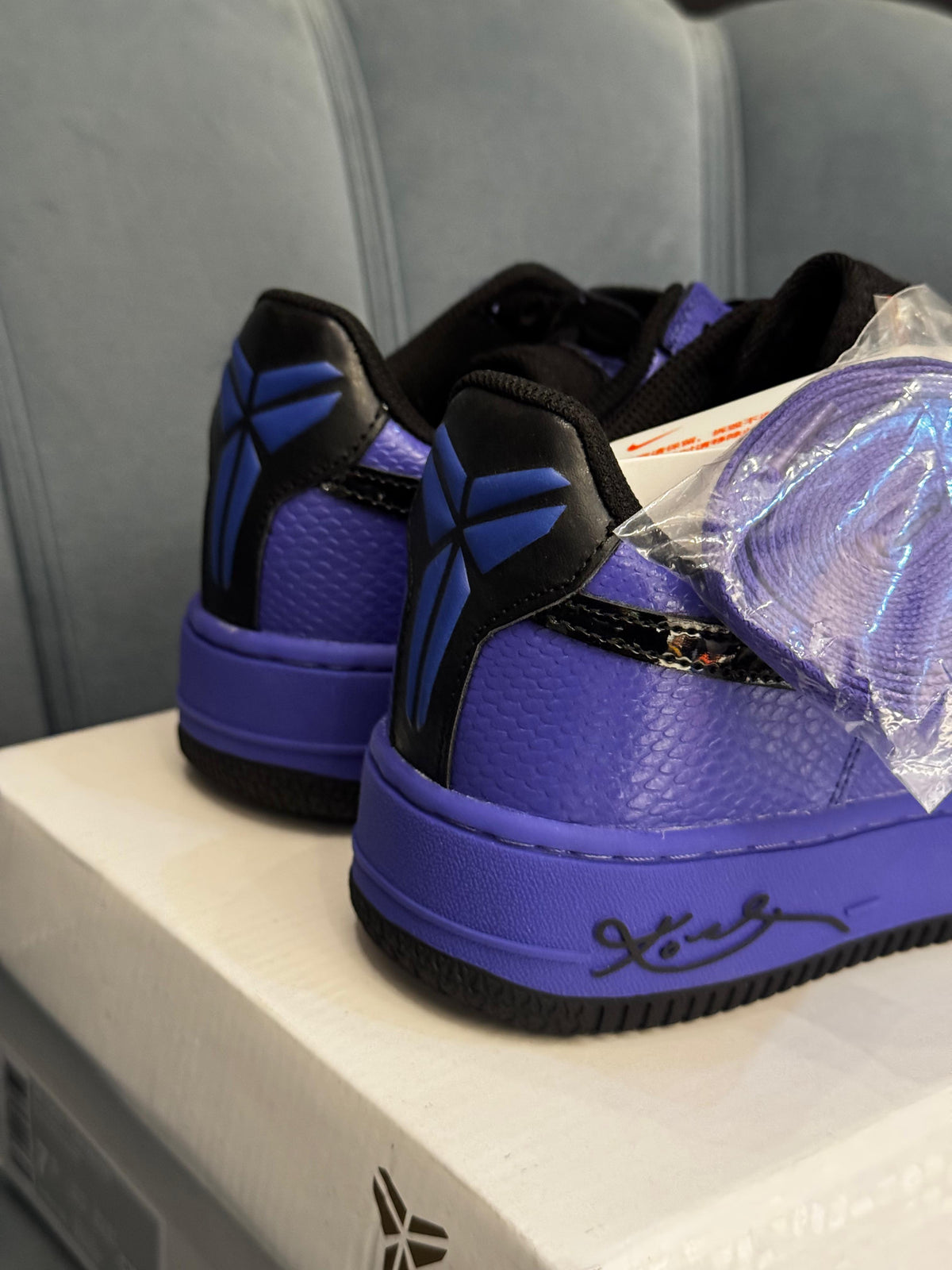 NIKE AIRFORCE KOBE BRYANT PURPLE