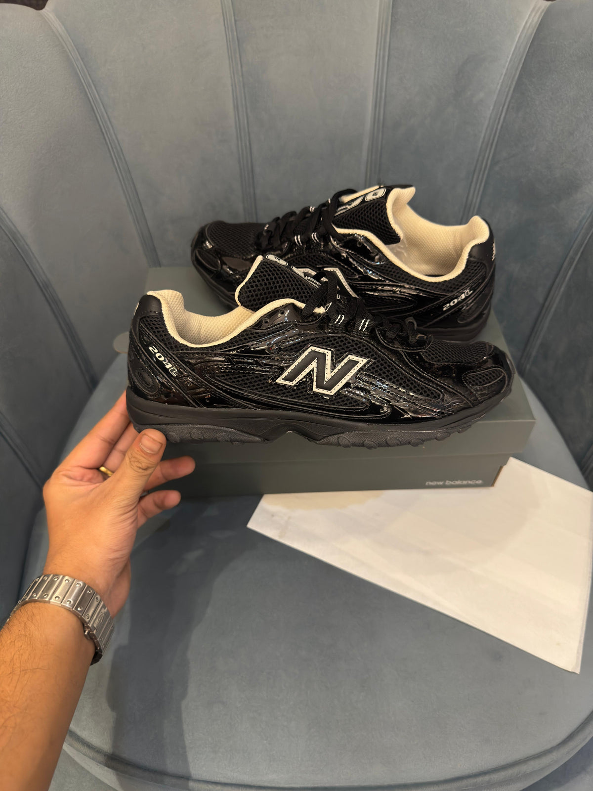NEW BALANCE 204L BLACK TIMBERWOLF