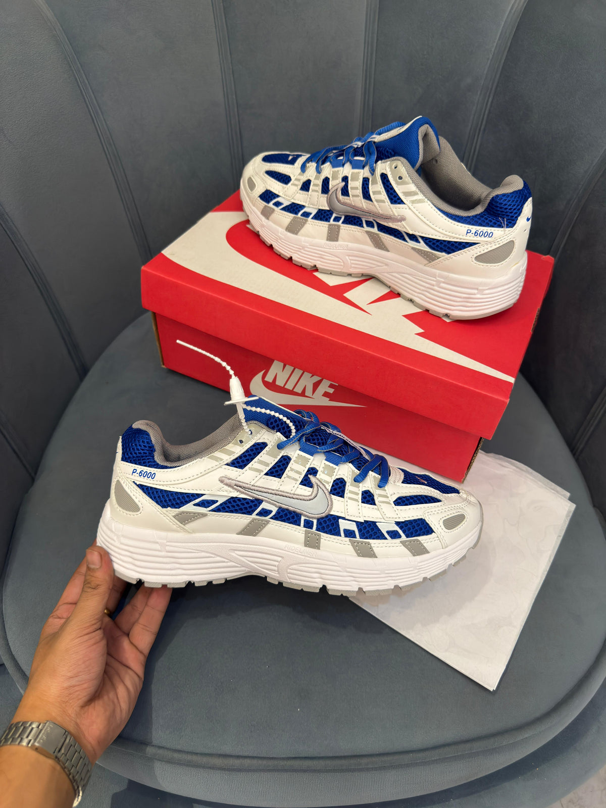 NIKE P-6000 TRAINER METALLIC ROYAL BLUE WHITE