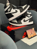 AIR JORDANS RETRO 1 PANDA
