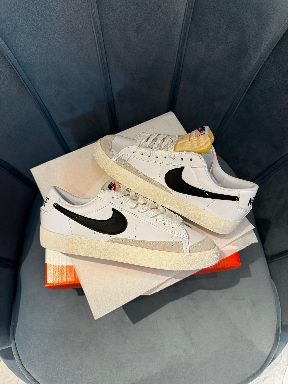 NIKE BLAZER LOW 77 VINTAGE