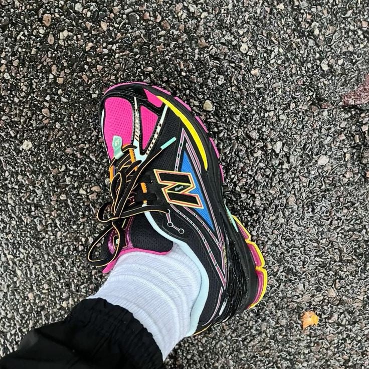 NEW BALANCE 1906R NEON LIGHT