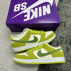 NIKE SB DUNK GREEN APPLE