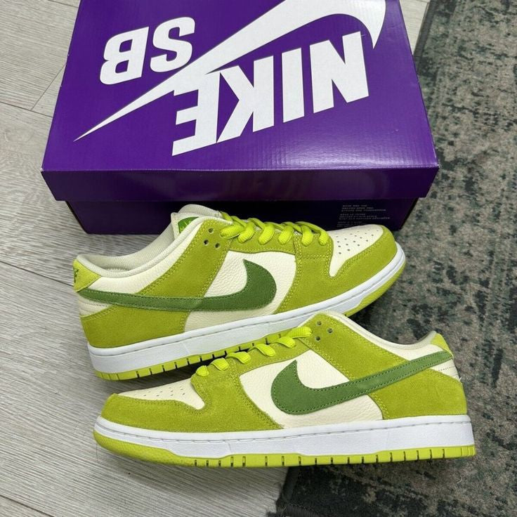 NIKE SB DUNK GREEN APPLE