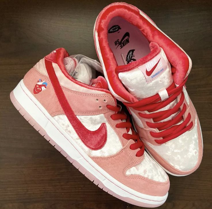 NIKE DB DUNK LOW STRANGE LOVE U.A QUALITY